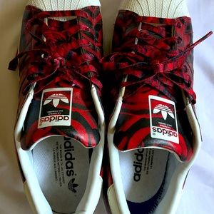 Adidas Rose shell toe sneakers